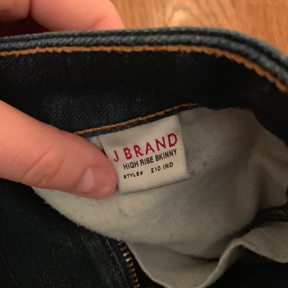 J Brand High Rise Skinny Jeans - Picture 4 of 5